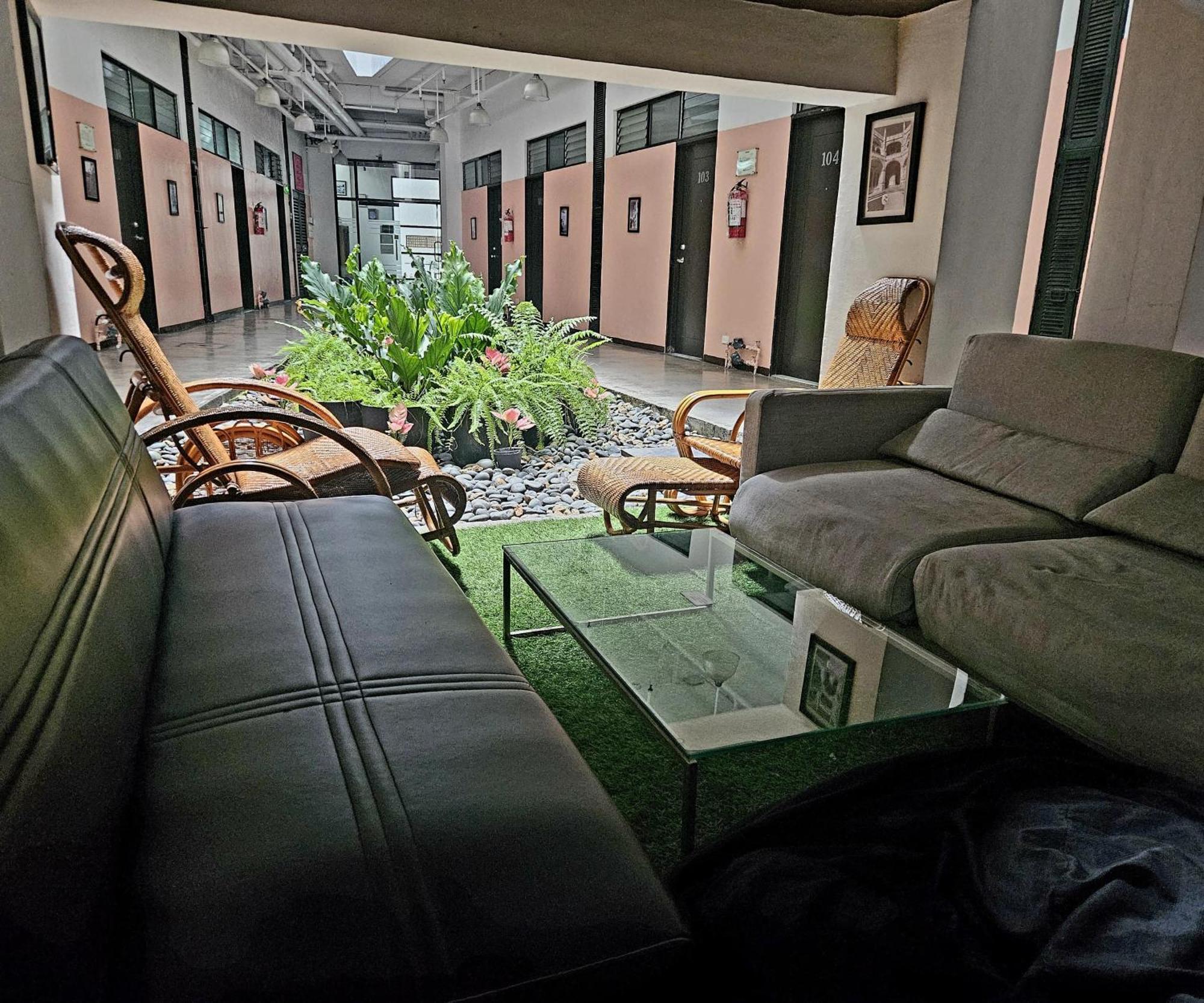 Monchere Dormitory مانيلا المظهر الخارجي الصورة