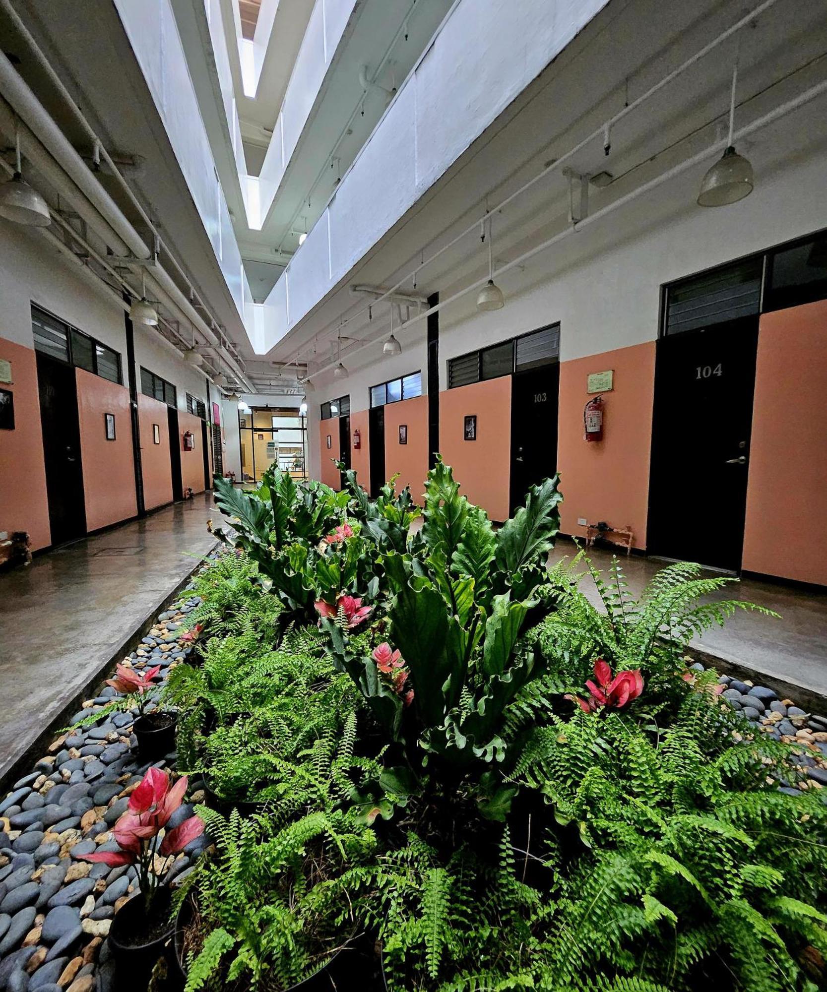 Monchere Dormitory مانيلا المظهر الخارجي الصورة